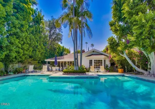 1st image of 4536 Collett Ave, Encino, CA 91436 | MLS# V1-36699