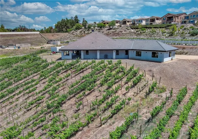 Photo 1 of Single family home for sale at 40088 Walcott Ln, Temecula, CA 92591 | MLS# SW26116641 | Listing updated on 2026-10-06