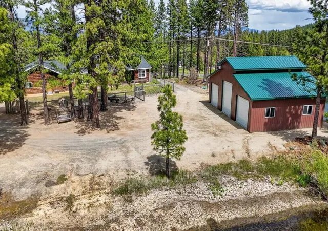 5th image of 469600 Amesbury Dr, Susanville, CA 96130 | MLS# ML82049244
