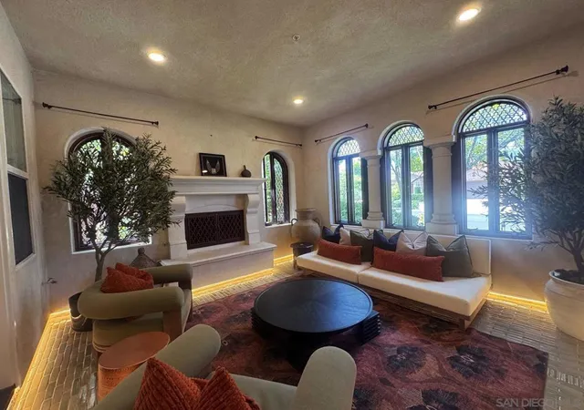 4th image of 15541 Pinehurst Pl, San Diego, CA 92131 | MLS# 260013181SD