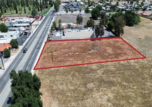 3rd image of 608 N San Jacinto, Hemet, CA 92543 | MLS# IG26117908