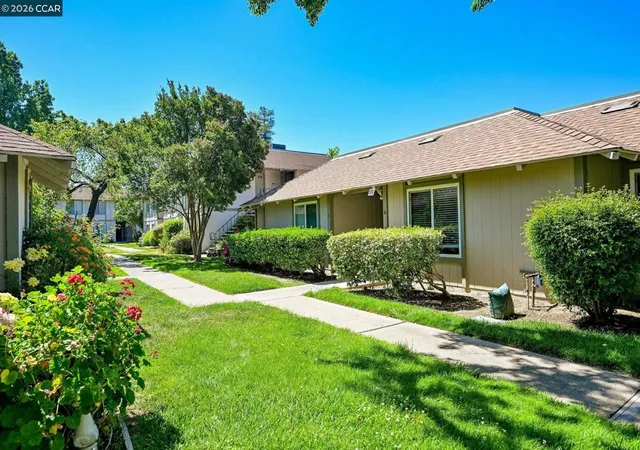 Homes for sale in Concord, CA | 825 Oak Grove Rd #16, Concord, CA 94518 | MLS# 41136692