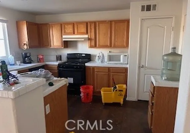 2nd image of 16915 Grand Triassic Ln, Victorville, CA 92394 | MLS# AR26118080