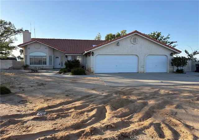 Homes for sale in California City, CA | 17157 Hacienda, California City, CA 93505 | MLS# SR26118114