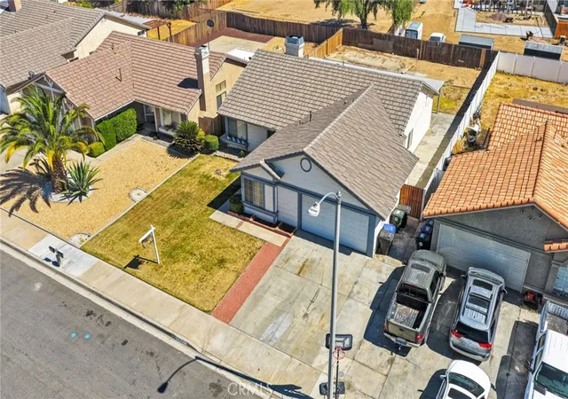 Photo 4 of Single family home for sale at 14181 Hillsborough Dr, Victorville, CA 92392 | MLS# HD26118186 | Listing updated on 2026-09-18