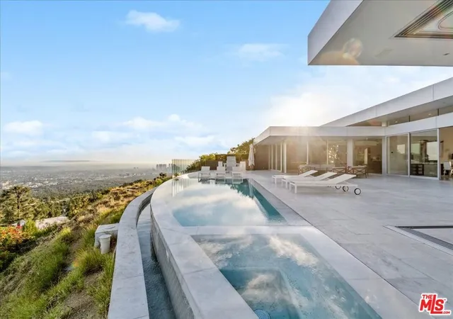 Photo 3 of Mansion for sale at 1620 Carla, Beverly Hills, CA 90210 | MLS# 26840967 | Listing updated on 2026-09-13