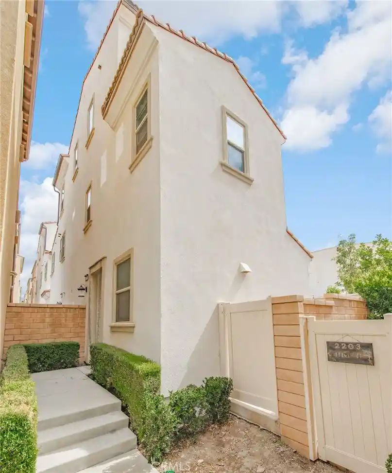 Condo for sale at 2205 Strawberry Ct, Upland, CA 91786 | MLS# WS26118120