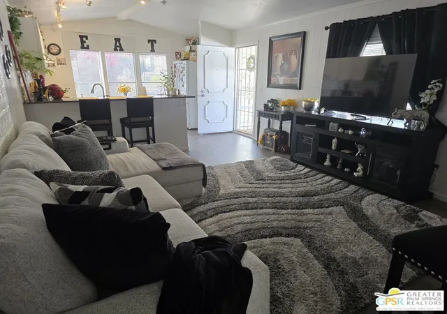 3rd image of 1 Running H, Palm Desert, CA 92260 | MLS# 26840995PS