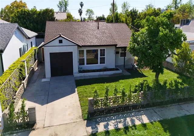 3rd image of 4938 Chimineas, Tarzana, CA 91356 | MLS# SR26097470