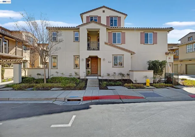 Homes for sale in San Ramon, CA | 5216 Fioli Loop, San Ramon, CA 94582 | MLS# 41136731