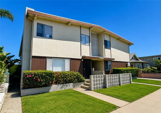 Homes for sale in Hawthorne, CA | 11966 Oxford Ave, Hawthorne, CA 90250 | MLS# PW26118308