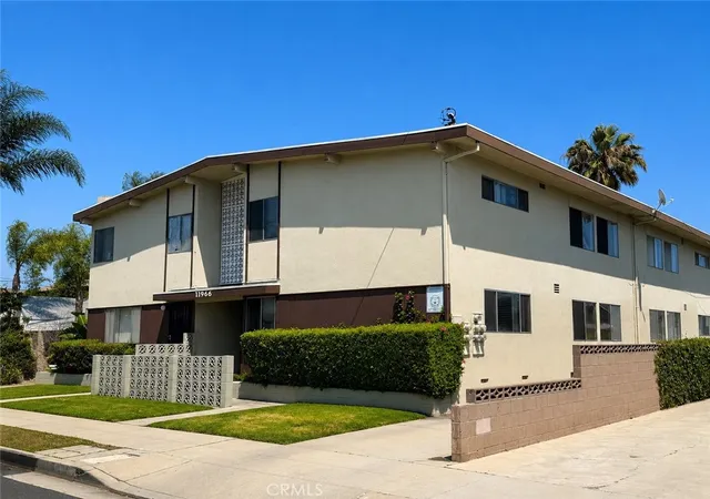 Homes for sale in Hawthorne, CA | 11966 Oxford Ave, Hawthorne, CA 90250 | MLS# PW26118308