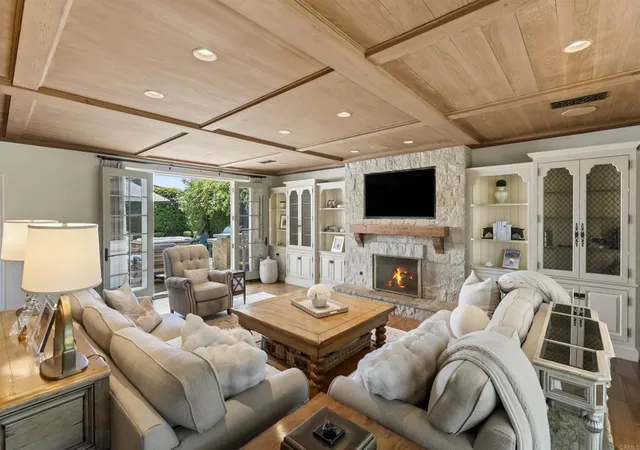 Homes for sale in Rancho Santa Fe, CA | 6156 La Flecha, Rancho Santa Fe, CA 92067 | MLS# NDP2605233