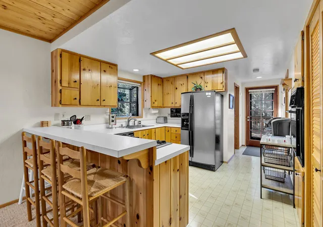 3rd image of 52402 Pine Ridge Rd, Idyllwild, CA 92549 | MLS# 219148609DA