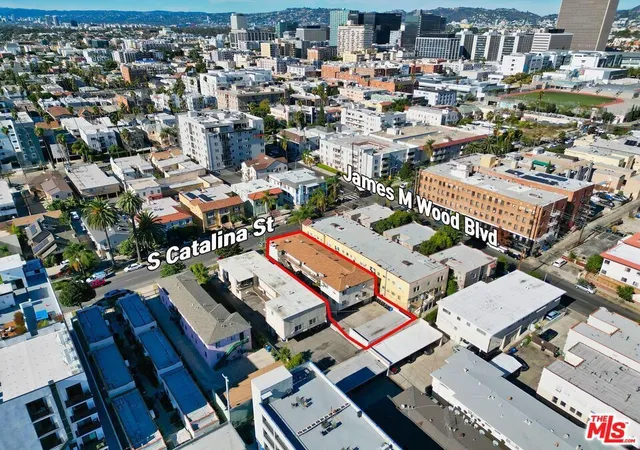 2nd image of 910 S Catalina St, Los Angeles, CA 90006