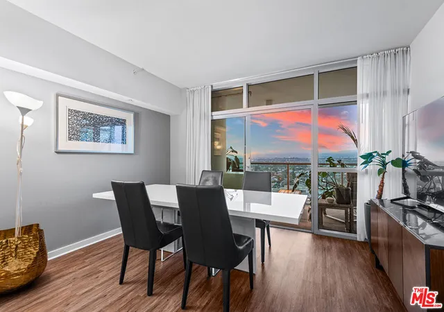 4th image of 13700 Marina Pointe Dr #1520, Marina Del Rey, CA 90292 | MLS# 26841129
