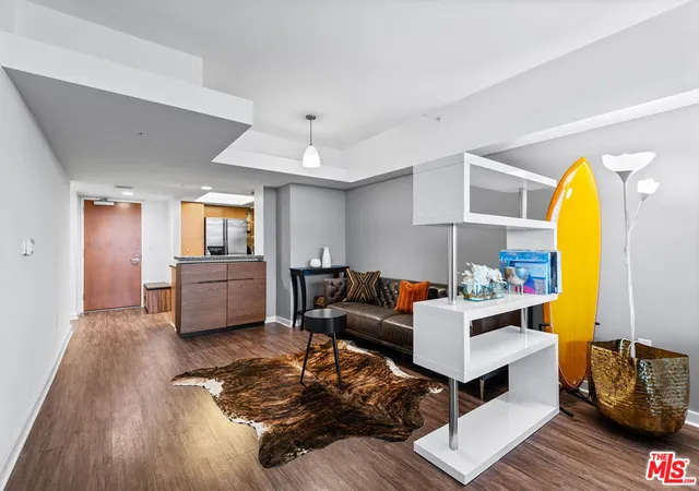 5th image of 13700 Marina Pointe Dr #1520, Marina Del Rey, CA 90292 | MLS# 26841129