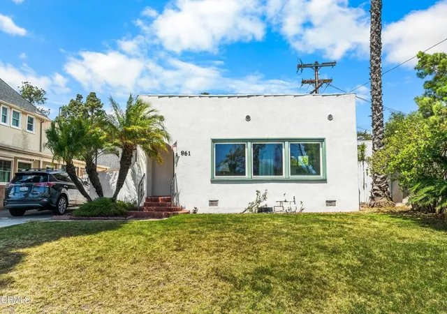 Homes for sale in Glendale, CA | 861 Monterey Rd, Glendale, CA 91206 | MLS# P1-27399