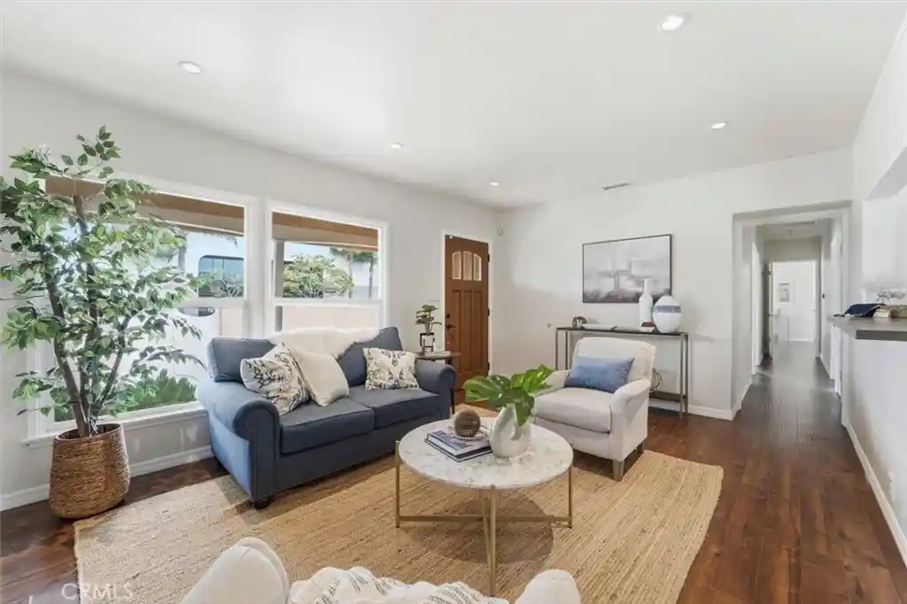 Photo 1 of Single family home for sale at 11937 S La Cienega, Hawthorne, CA 90250 | MLS# SB26112773 | Listing updated on 2026-10-18