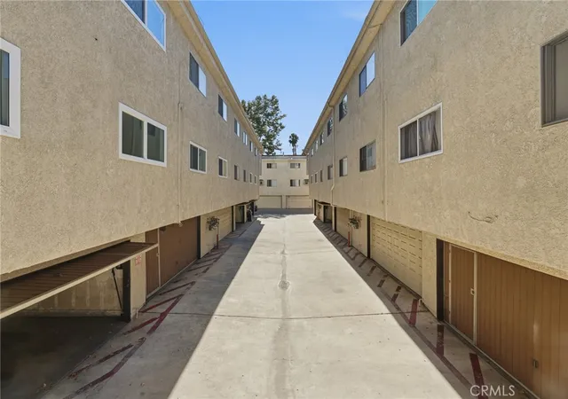 2nd image of 7439 Woodman Ave, Van Nuys, CA 91405