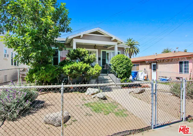 3rd image of 3034 Fairmount St, Los Angeles, CA 90063 | MLS# 26841045