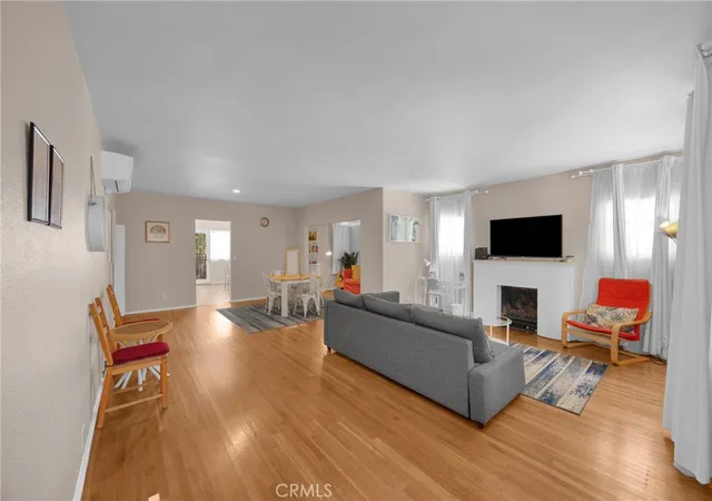 Homes for sale in Long Beach, CA | 955 E 2Nd, Long Beach, CA 90802 | MLS# PW26118344