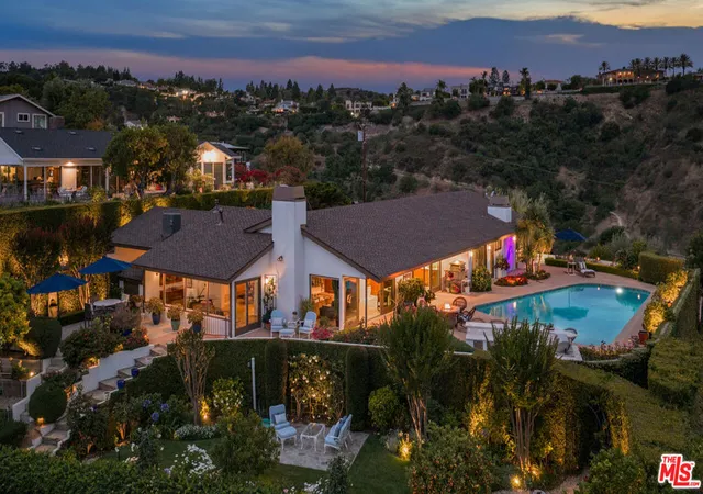 1st image of 3770 Glenridge Dr, Sherman Oaks, CA 91423 | MLS# 26841229
