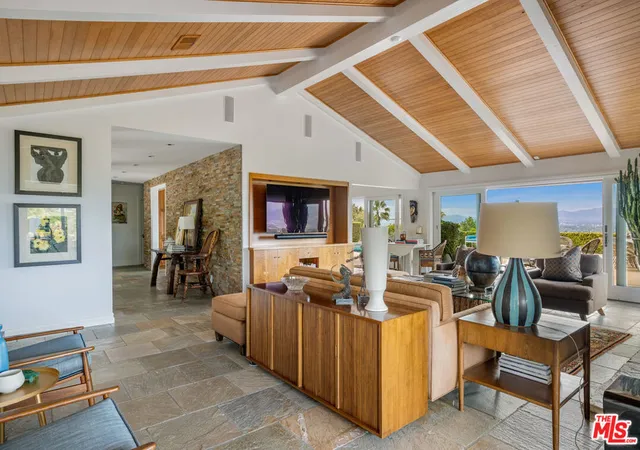 3rd image of 3770 Glenridge Dr, Sherman Oaks, CA 91423 | MLS# 26841229