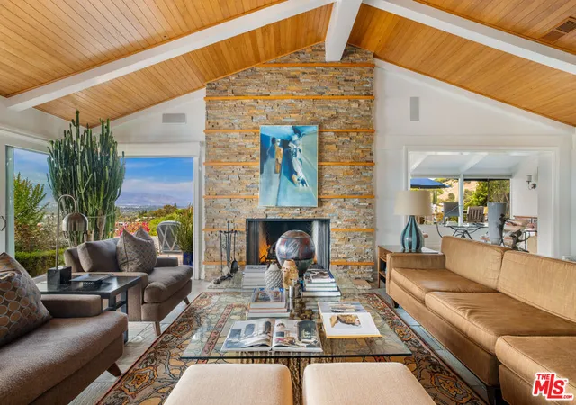 4th image of 3770 Glenridge Dr, Sherman Oaks, CA 91423 | MLS# 26841229