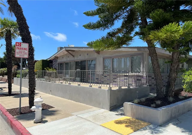 2nd image of 408 Ford Rd, Costa Mesa, CA 92627 | MLS# PW26118632
