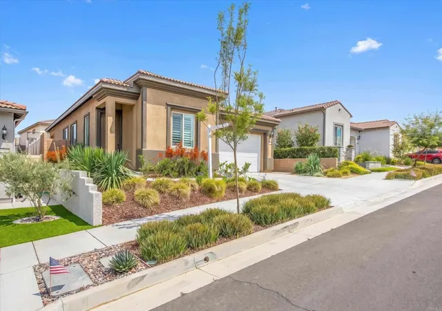Homes for sale in Corona, CA | 23793 Highvale Dr, Corona, CA 92883 | MLS# NDP2605241
