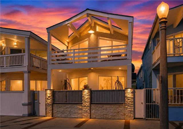 Photo 2 of Multi family home for sale at 2212 W Oceanfront, Newport Beach, CA 92663 | MLS# OC26118742 | Listing updated on 2026-09-26