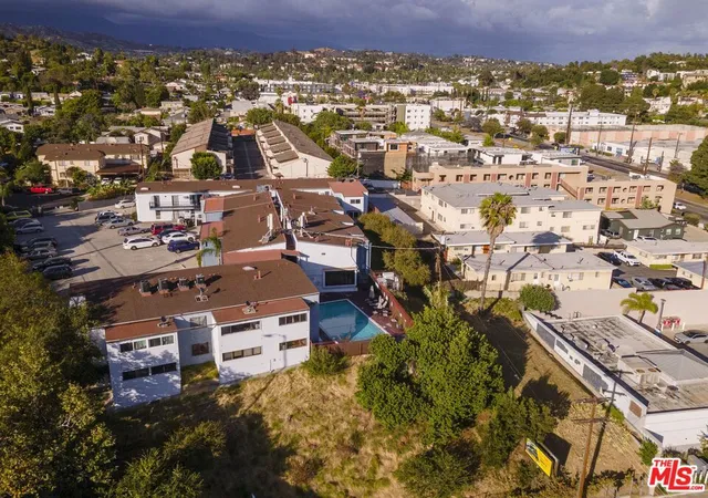 Homes for sale in Los Angeles, CA | 3030 Valle Vista Drive, Los Angeles, CA 90065 | Houzeo