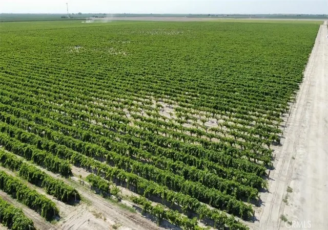 1st image of 1 S Plumas Ave, Fresno, CA 93706 | MLS# FR26118841