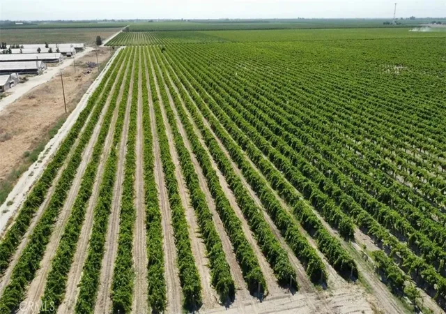 2nd image of 1 S Plumas Ave, Fresno, CA 93706 | MLS# FR26118841
