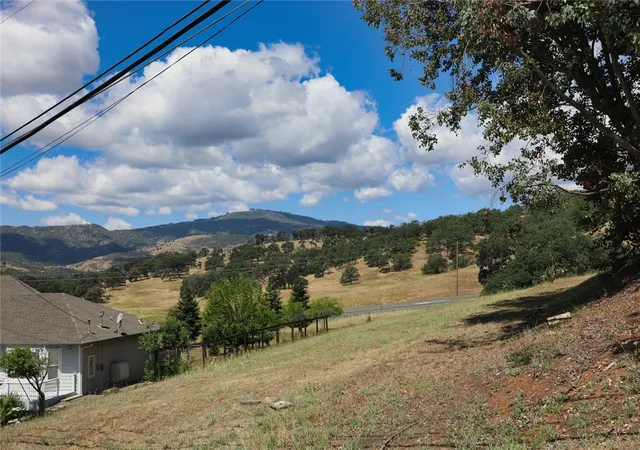 Photo 4 of Land for sale at 17270 Knollview, Hidden Valley Lake, CA 95467 | MLS# LC26118837 | Listing updated on 2026-06-01