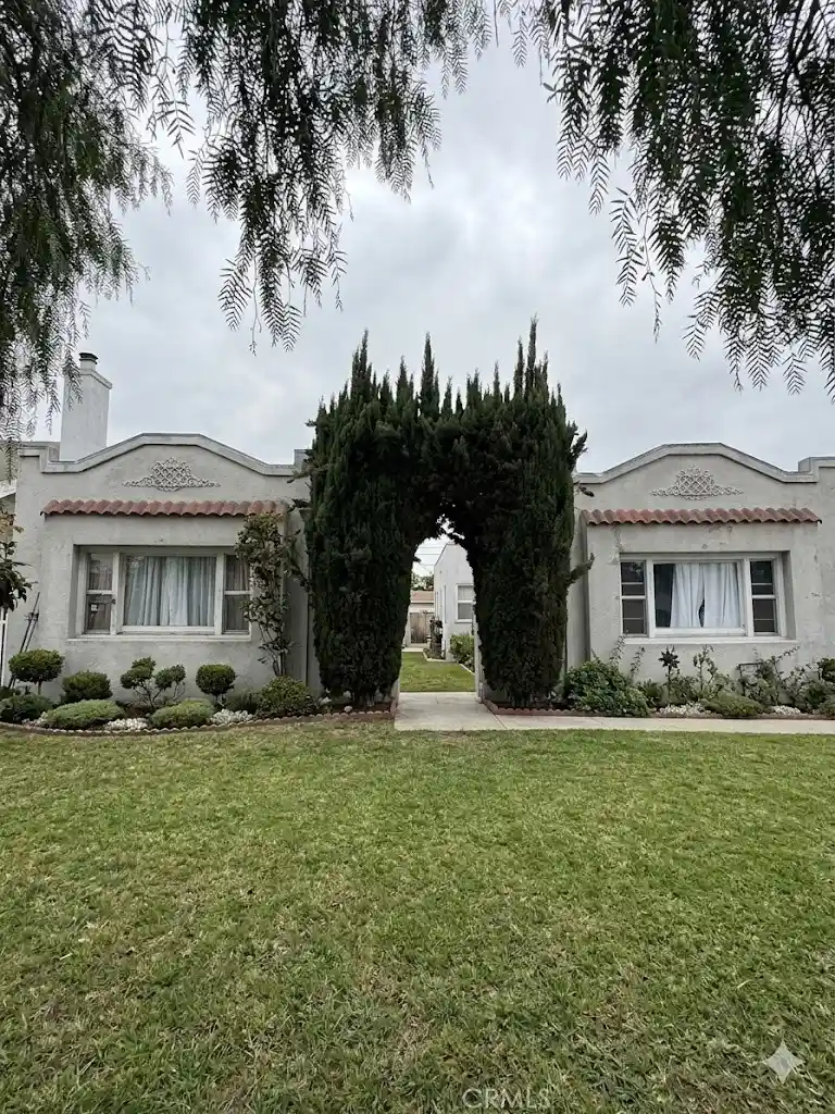 Multi family home for sale at 1646 West 52nd, Los Angeles, CA 90062 | MLS# SR26116564