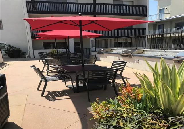 Homes for sale in Encino, CA | 5334 Lindley Ave #126, Encino, CA 91316 | MLS# SR26117940