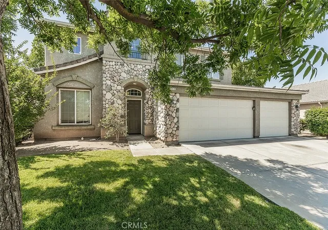Homes for sale in Clovis, CA | 1948 Austin, Clovis, CA 93611 | MLS# FR26118909