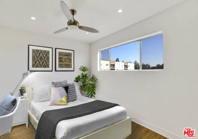 4th image of 700 S 6Th St, Burbank, CA 91501 | MLS# 26839671