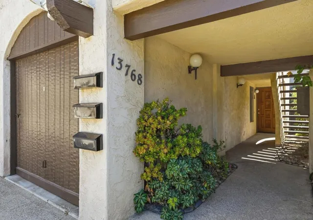 Homes for sale in Del Mar, CA | 13768 Ruette Le Parc #C, Del Mar, CA 92014 | MLS# 260013267SD