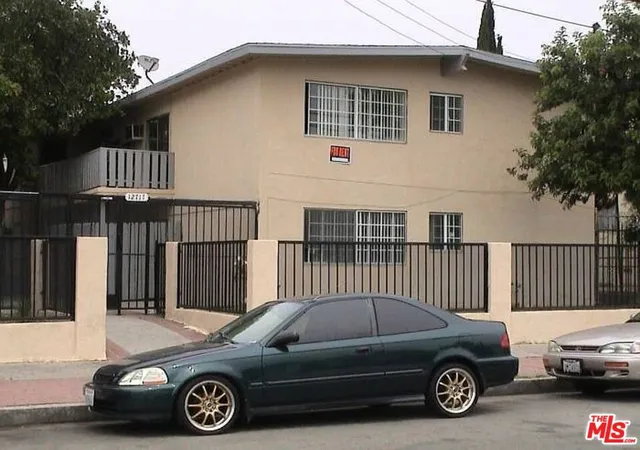 3rd image of 12717 Barbara Ann St, North Hollywood, CA 91605 | MLS# 26835807