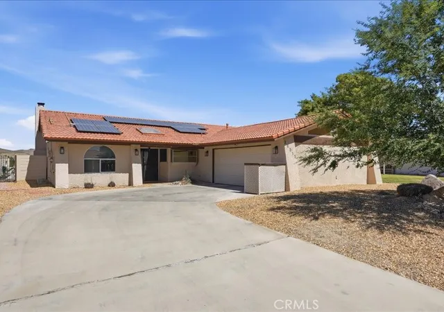 Homes for sale in Helendale, CA | 26515 Blue Water, Helendale, CA 92342 | MLS# HD26118884