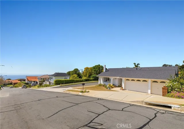 5th image of 31211 Floweridge Dr, Rancho Palos Verdes, CA 90275 | MLS# SB26119040