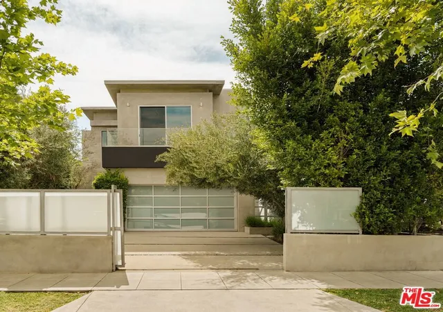 Photo 1 of Single family home for sale at 721 N Vista St, Los Angeles, CA 90046 | MLS# 26841475 | Listing updated on 2026-10-05