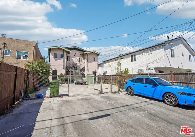 41st image of 746 E 32nd St, Los Angeles, CA 90011 | MLS# 26840735