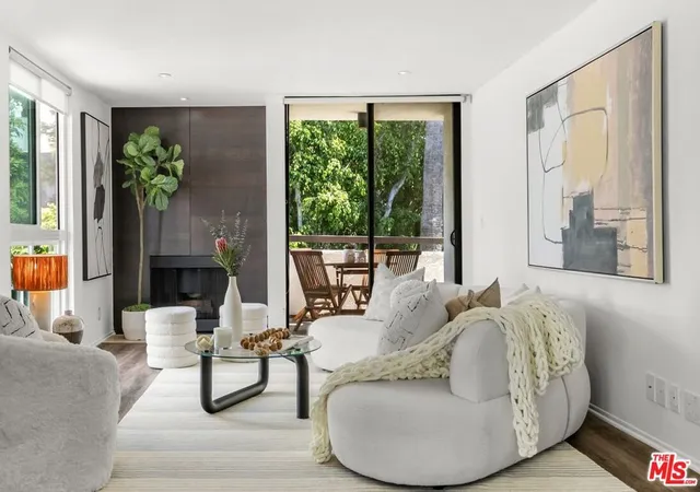 1st image of 911 N Kings Rd #321, West Hollywood, CA 90069 | MLS# 26841029