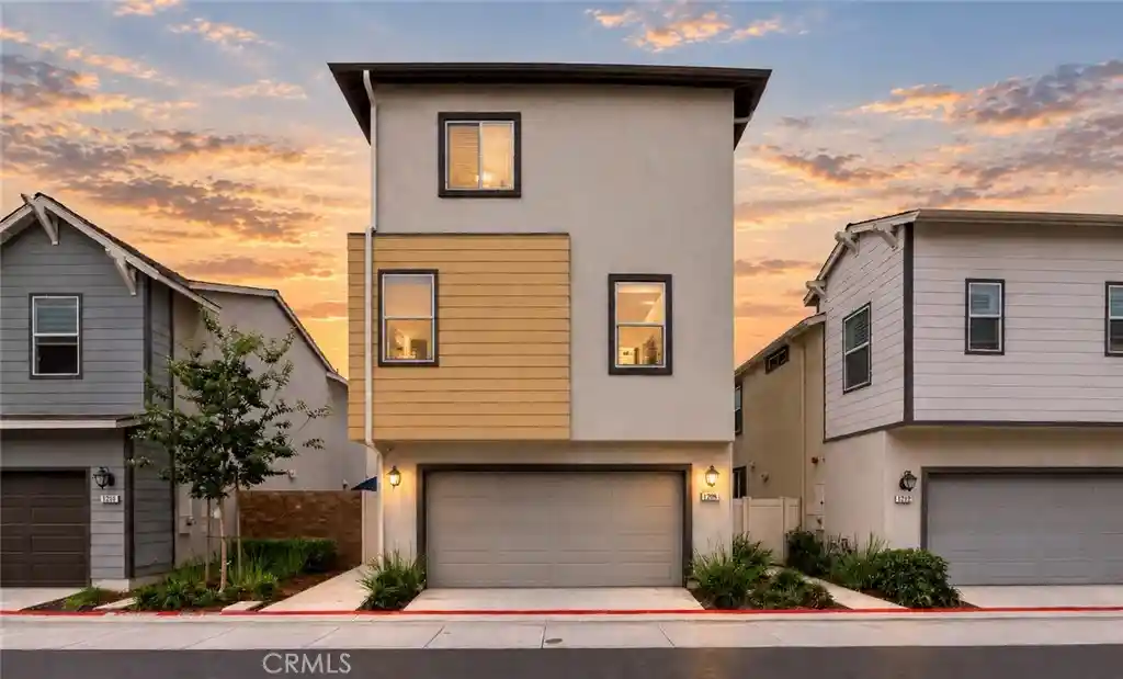Townhouse for sale at 1208 Dock Ln, Harbor City, CA 90710 | MLS# SB26119101