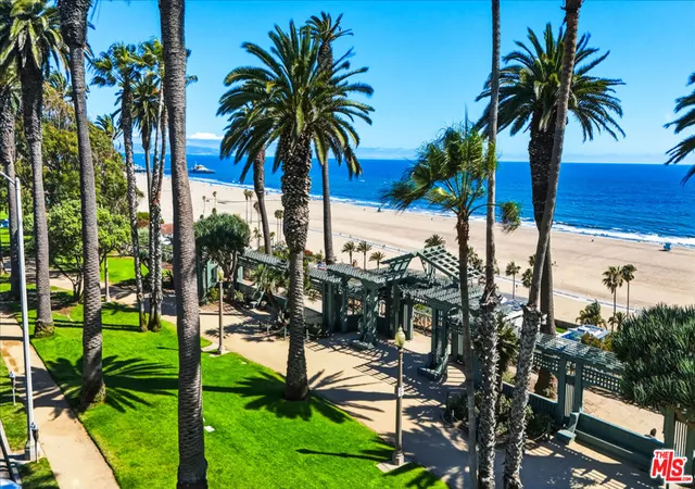 Homes for sale in Santa Monica, CA | 917 2Nd St, Santa Monica, CA 90403