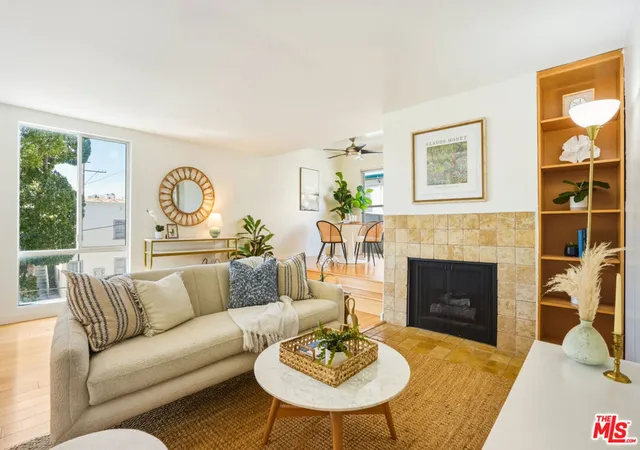 Homes for sale in Santa Monica, CA | 917 2Nd St, Santa Monica, CA 90403